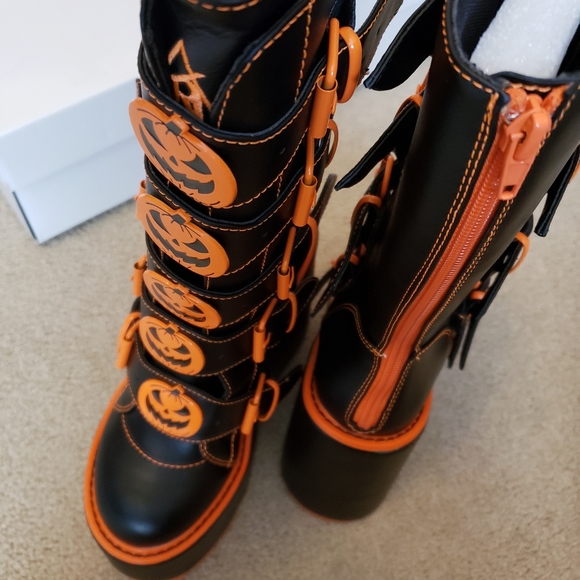 SOLD - Picture 6 of 13